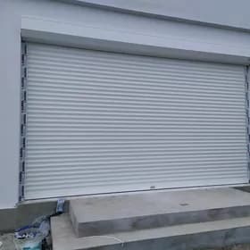Garaž we balkon üçin panjurlar