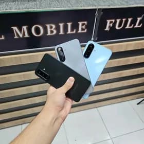 Samsung A17 8/256