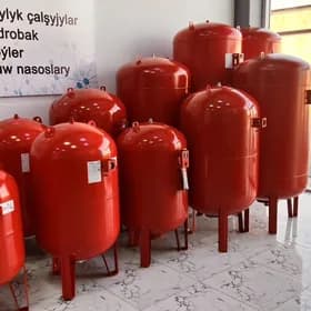 ГИДРОБАКИ 500 л 1000л