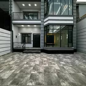 Eyesinden arenda jay gozleyari