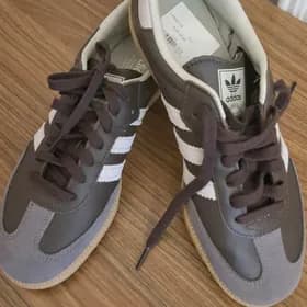 кроссовки Adidas