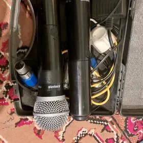 SHURE 2 ANTENLI