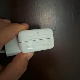 Iphone zaryadnik