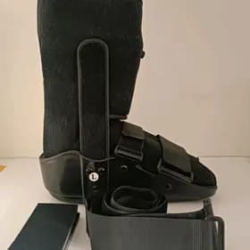 plastikovyiý gips