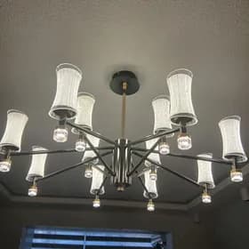 люстра led