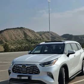 Toyota Highlander 2022
