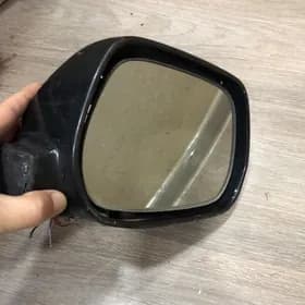 боковое зеркало