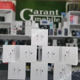 AirPods Series