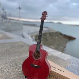 PAKET AKUSTİKA GİTARA LAKLİ