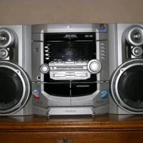 LG muzicalny centr