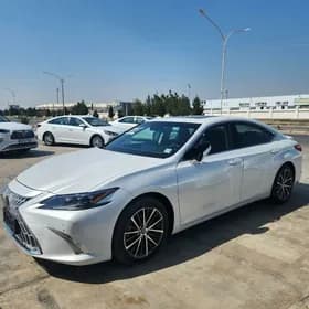 Lexus ES 350 2023