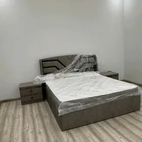 Kredit spalni kamod tumba