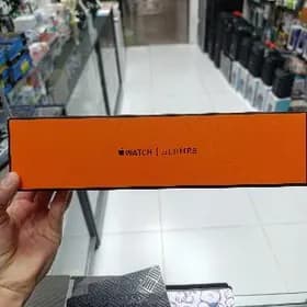 11 servis Hermes