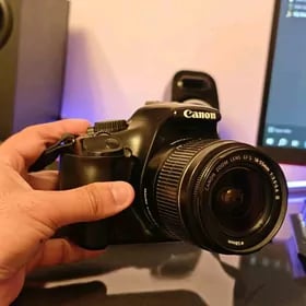 Canon 1100D