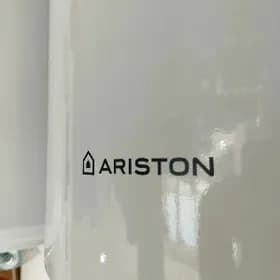 Ariston Бойлер Водонагреватель