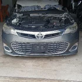 Morda Tayota Leksus.Nissan