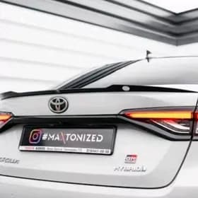 Corolla Spoiler Banan