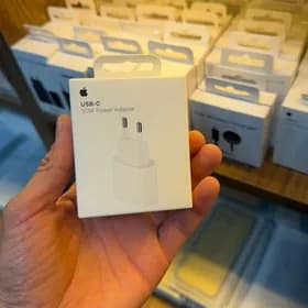 iPhone 20wt adapter