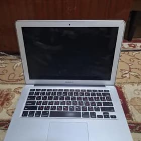 Noutbuk MackBook Air