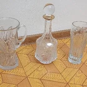 Хрустальные кувшины