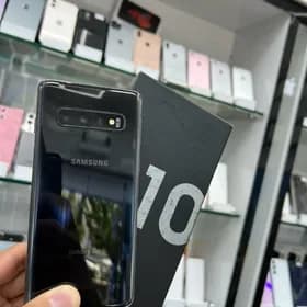 Samsung S10 8/128Gb