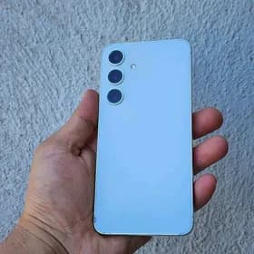 Samsung S24