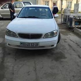 Nissan Maxima 2004