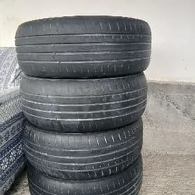 Karolla Teker