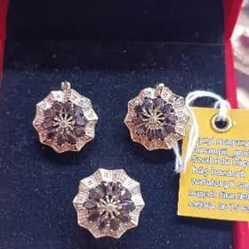 gyzyl komplekt