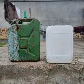 канистр