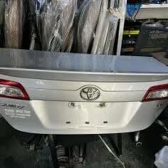 Palta camry bagaznik morda