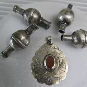 старинное украшение