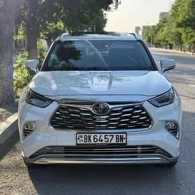 Toyota Highlander 2021