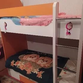 двухэтажная кровать