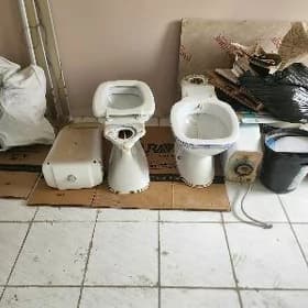унитазы в комплекте 2шт.