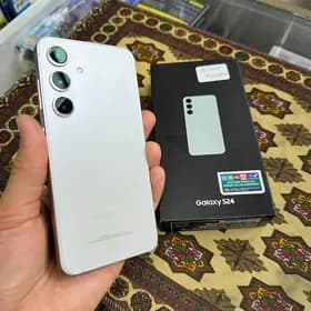 s24 8/128 telefon silver