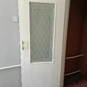 дверь