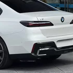 BMW 7lik 2025