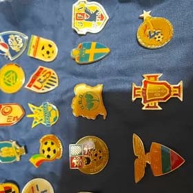 Футбольные значки. Эксклюзив