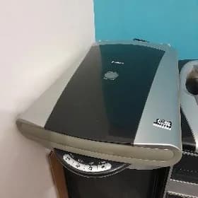 Сканер Canoscan 8400f