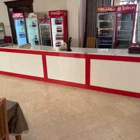 касса стол прилавок
