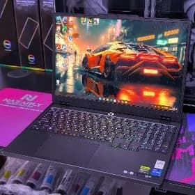 CORE i7-14700HX+OLED 2K 165H