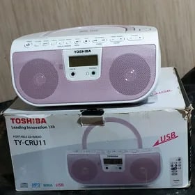 портативное CD радио новое