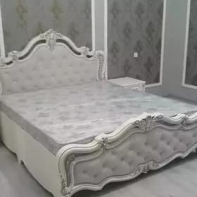 Mebelli Spalny diwan pufyk