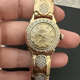 Rolex gyzyl sagat