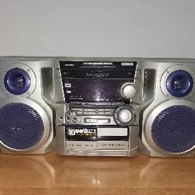 Muzykalny Sentr Stol Kompýtr