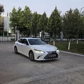 Lexus ES 350 2019