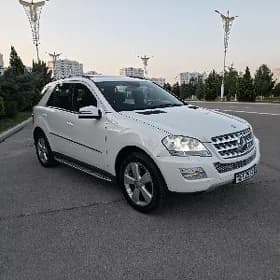 Mercedes-Benz ML500 2011