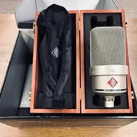 Neumann TLM 49