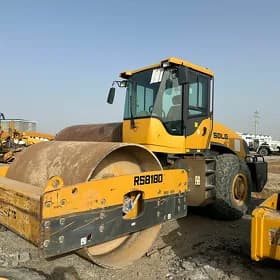 SDLG RS 8180 2019